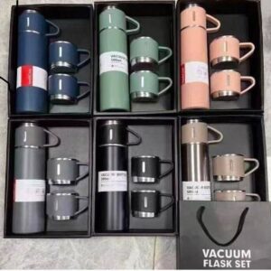 Vaccum bottle with cup